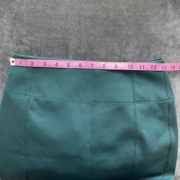 Lululemon &go Cityfarer Skirt in Dark Fuel - Picture 10 of 10